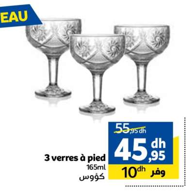 3 verres à pied